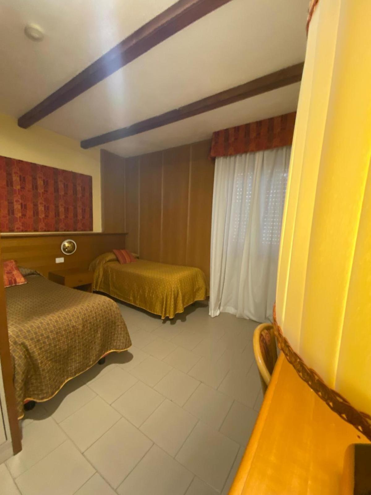 Hotel Sila Camigliatello Silano Bagian luar foto