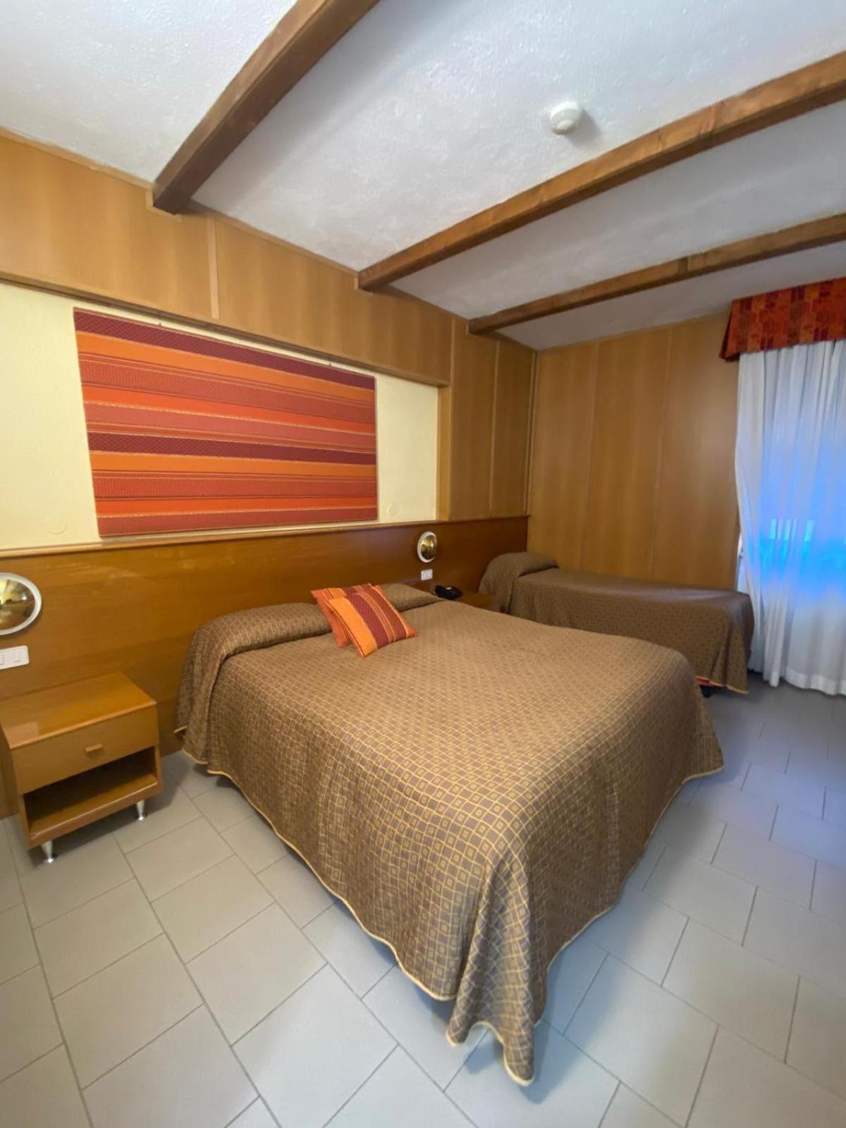 Hotel Sila Camigliatello Silano Bagian luar foto